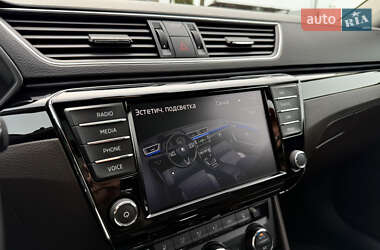 Лифтбек Skoda Superb 2016 в 