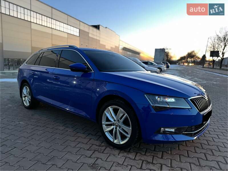 Универсал Skoda Superb 2019 в 