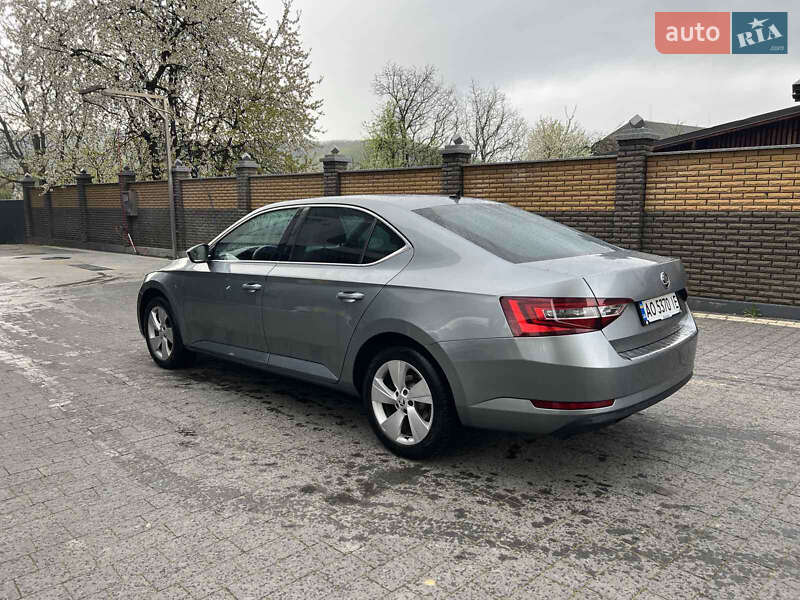 Лифтбек Skoda Superb 2017 в Тячеве фото 26 Лифтбек Skoda Superb 2017 в Тячеве