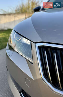 Универсал Skoda Superb 2018 в 
