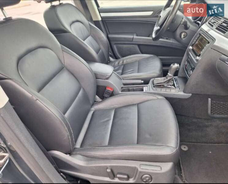 Универсал Skoda Superb 2014 в Сваляве