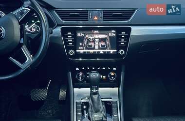 Лифтбек Skoda Superb 2019 в 
