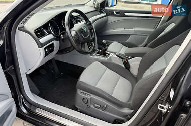 Универсал Skoda Superb 2011 в 