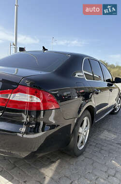Лифтбек Skoda Superb 2010 в 
