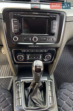 Лифтбек Skoda Superb 2010 в 