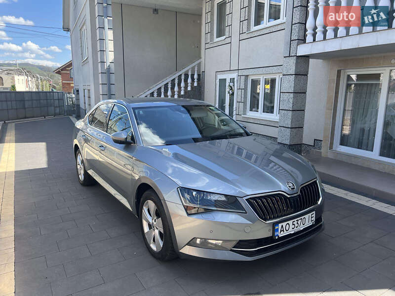 Лифтбек Skoda Superb 2017 в Тячеве фото 3 Лифтбек Skoda Superb 2017 в Тячеве