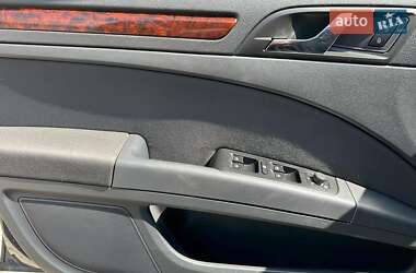 Лифтбек Skoda Superb 2013 в 
