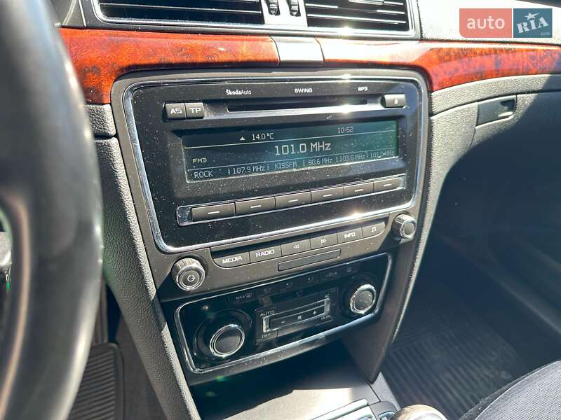 Лифтбек Skoda Superb 2013 в Одессе