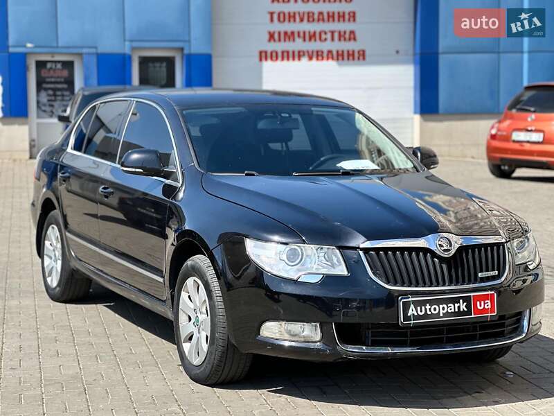 Лифтбек Skoda Superb 2013 в Одессе
