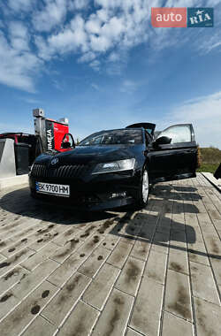 Универсал Skoda Superb 2018 в 