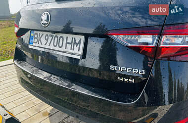 Универсал Skoda Superb 2018 в 