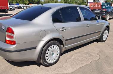 Лифтбек Skoda Superb 2007 в 