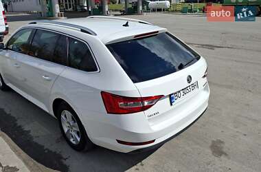 Універсал Skoda Superb 2016 в 