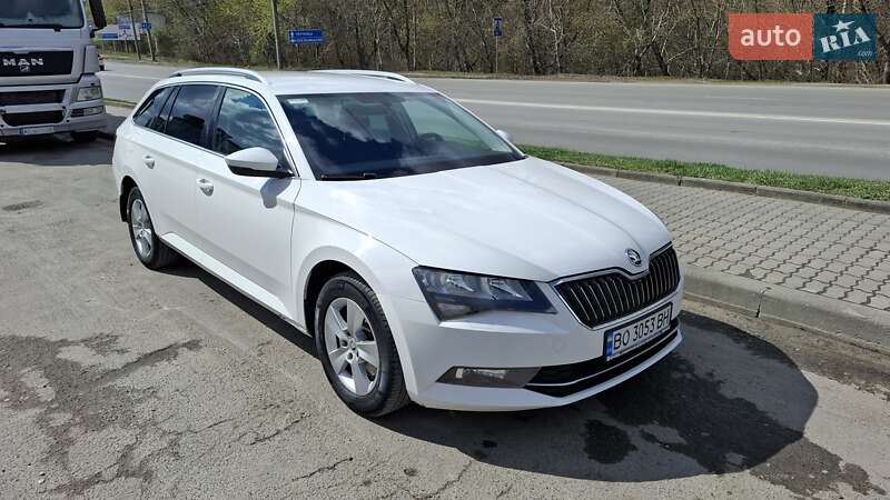Універсал Skoda Superb 2016 в 