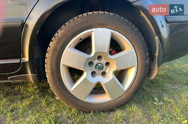 Лифтбек Skoda Superb 2007 в 