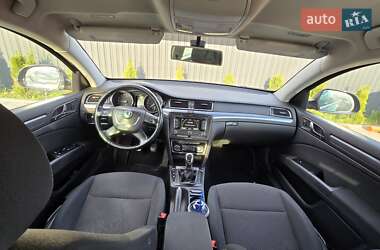 Ліфтбек Skoda Superb 2011 в 