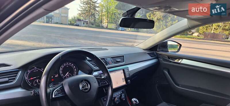 Універсал Skoda Superb 2016 в Новоархангельську