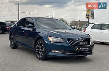 Лифтбек Skoda Superb 2018 в 