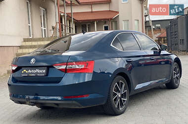 Лифтбек Skoda Superb 2018 в 