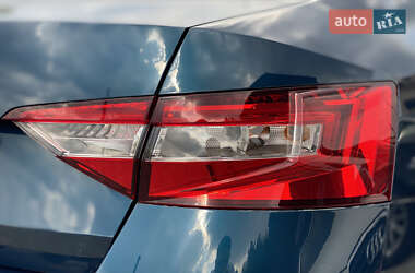 Лифтбек Skoda Superb 2018 в 