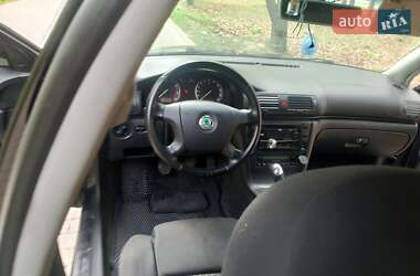 Лифтбек Skoda Superb 2006 в 