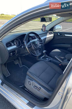 Универсал Skoda Superb 2011 в 