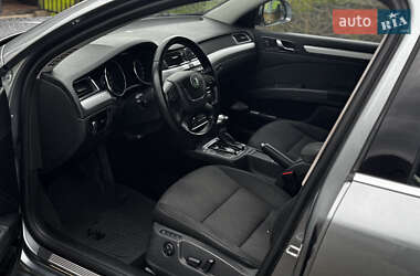 Лифтбек Skoda Superb 2010 в 