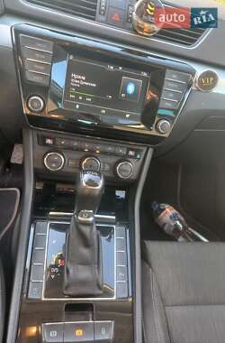 Универсал Skoda Superb 2015 в 