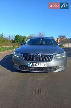 Универсал Skoda Superb 2015 в 