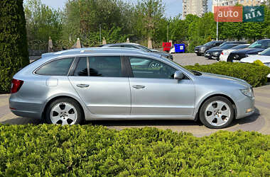 Универсал Skoda Superb 2013 в 