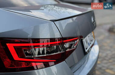Лифтбек Skoda Superb 2019 в 
