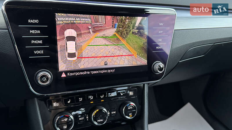 Лифтбек Skoda Superb 2019 в Сваляве