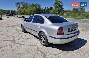 Лифтбек Skoda Superb 2008 в 
