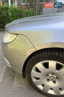 Лифтбек Skoda Superb 2009 в 