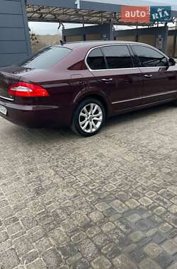 Лифтбек Skoda Superb 2010 в 