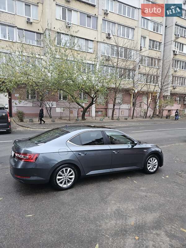 Ліфтбек Skoda Superb 2016 в Обухові фото 12 Ліфтбек Skoda Superb 2016 в Обухові