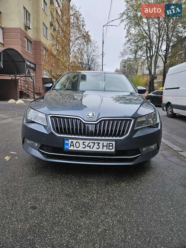 Ліфтбек Skoda Superb 2016 в Обухові фото 18 Ліфтбек Skoda Superb 2016 в Обухові