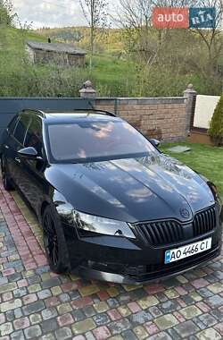 Универсал Skoda Superb 2019 в Мукачево