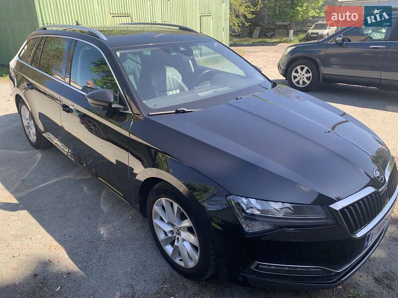 Универсал Skoda Superb 2020 в 