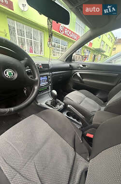 Лифтбек Skoda Superb 2005 в 