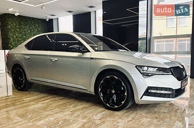 Лифтбек Skoda Superb 2023 в 