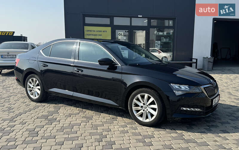 Ліфтбек Skoda Superb 2020 в 