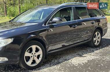 Універсал Skoda Superb 2012 в 