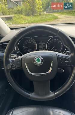 Універсал Skoda Superb 2012 в 