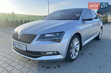 Лифтбек Skoda Superb 2017 в 