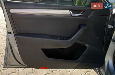 Універсал Skoda Superb 2017 в 