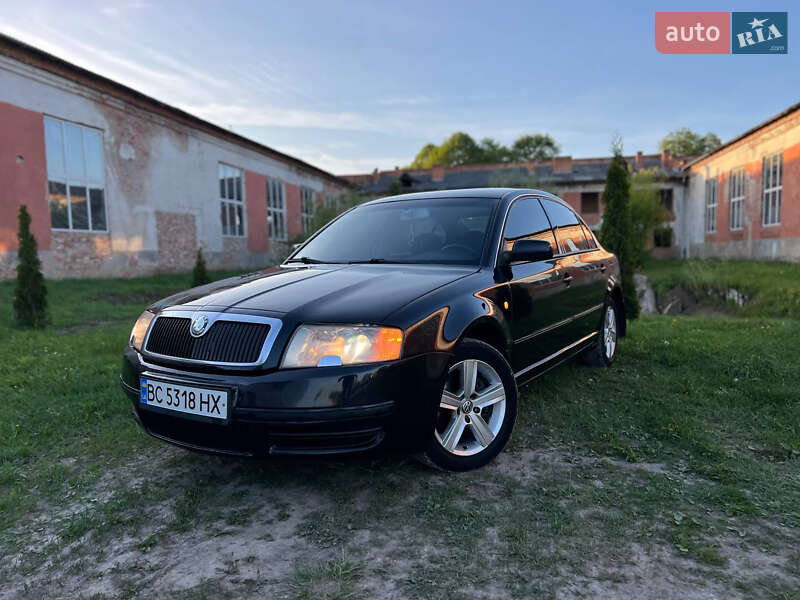 Лифтбек Skoda Superb 2006 в Дрогобыче