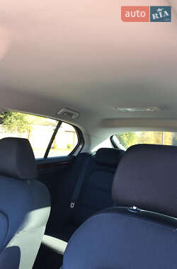 Лифтбек Skoda Superb 2012 в 
