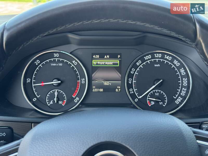 Універсал Skoda Superb 2018 в Рівному