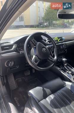 Універсал Skoda Superb 2016 в 